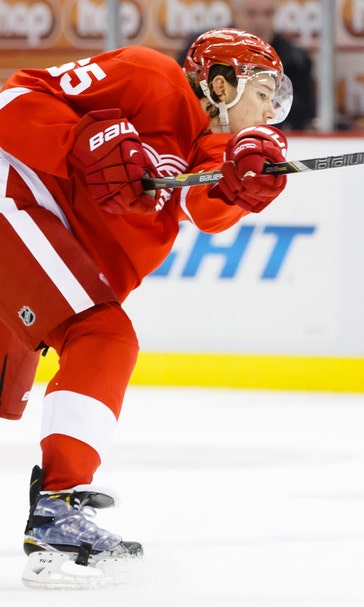 Notes: DeKeyser out with upper-body injury, Wings recall Ouellet